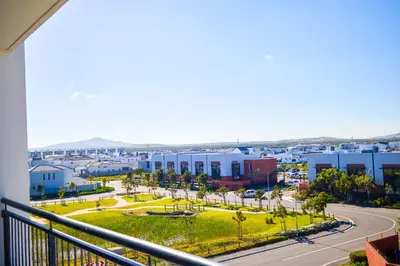 Gallery image of 1a - Magical Oasis in Parklands in Cape Town