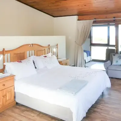 Shalom Self Catering