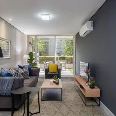Modern Family Flat Andringa Walk