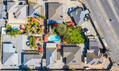 an overhead view of houses with a yard at Excellent Guest House in Bellville