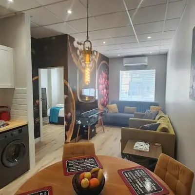 Pepper Korrel - Paarl - Self Catering Apartment