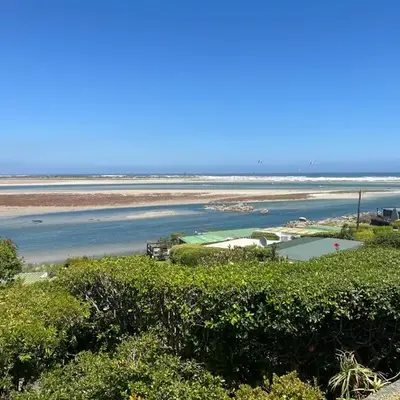 Fantastic spot In Hermanus with great lagoon views