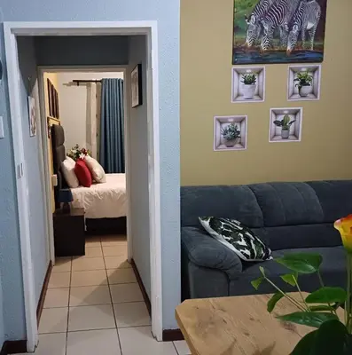 Gallery image of **Oakway Guest Suite**Own Private Separate 1 bedroom,Kitchen, Shower in Cape Town