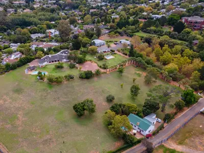 an aerial view of a house with a large yard at La Felicita Boutique Self Catering Villas in Somerset West