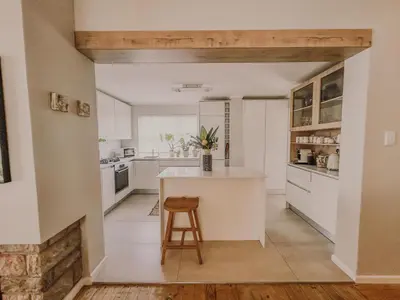 Gallery image of Nuwe Lingen Luxury Accommodation - Eastcliff, Hermanus in Hermanus
