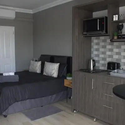 Charming Modern Bedsitter