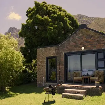 Fynbos Cottage with Sea View - Self-catering