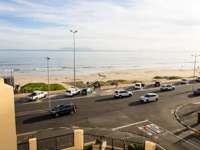 Gallery image of Romilly 32 Beachfront in Cape Town