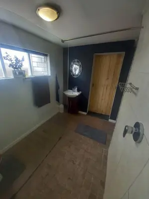 Gallery image of Family home with small pool with inverter in Cape Town