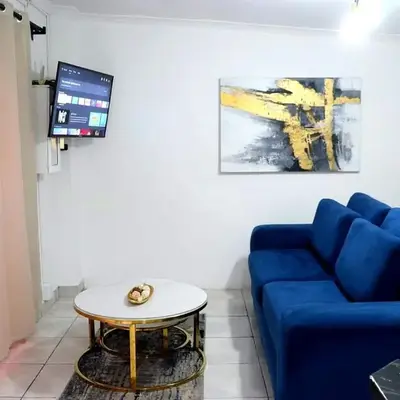 Optimum Stay Self Catering Accommodation - Deluxe Room