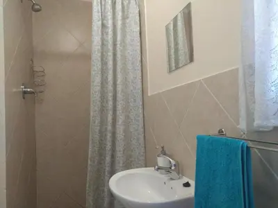 a bathroom with a sink and a shower at Getaway Self-Catering Panorama in Panorama