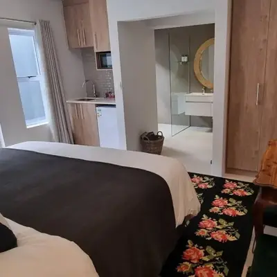 C'est la Vie 6 Standard Apartment