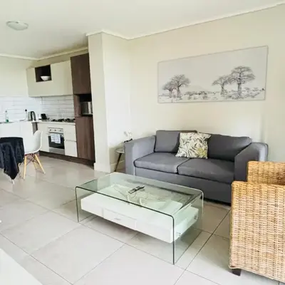 6 sleeper apartment near Canal Walk