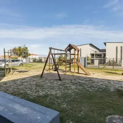 Sunny Escapes Rentals