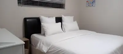 Gallery image of Maglovir 2 Bedrooms flats combo in Cape Town