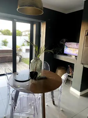 Gallery image of Chic & Sleek in Cape Town