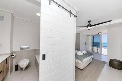 Gallery image of Lagoon Beach Luxury Apartments in Cape Town