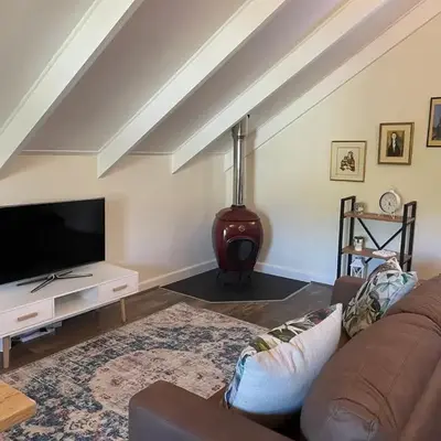 The Studio - a lovely 1 bed loft apartment