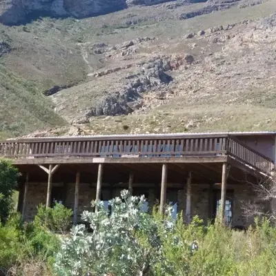 Avondrood Mountain House