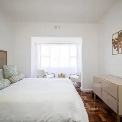 Mountain View Coastal Retreat