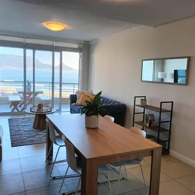 Beautiful 2 Bedroom Apartment with Ocean Views