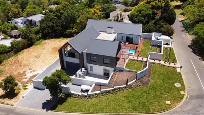 an aerial view of a house at Upmarket Room in Stellenbosch