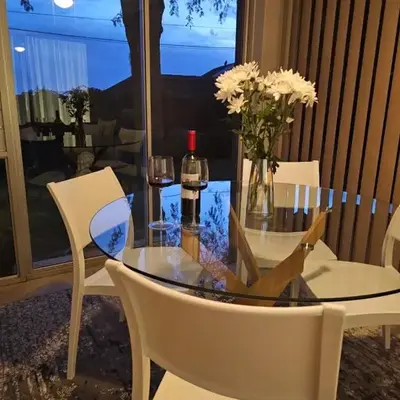 Max 7