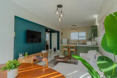Gallery image of Pips Place 202 Luxury Self Catering Apartment in Cape Town