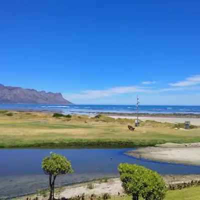 Seafront Apartment in Secure Golf Estate Strand