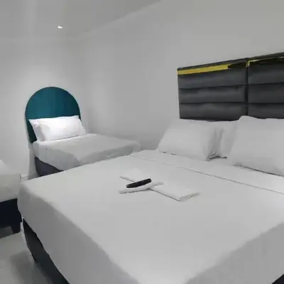 Guest Lodge on 12 Duminy
