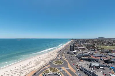 Gallery image of Blouberg Penthouse with Pool by HMH Horizon Bay 1701 in Cape Town