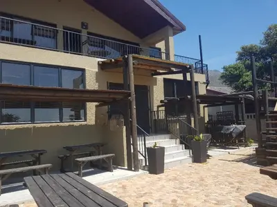 Gallery image of 4th On Boundary in Gordonʼs Bay