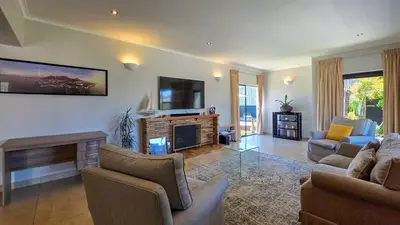 Gallery image of Byeways Villa Cape Town in Cape Town