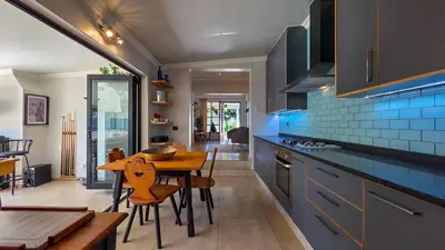 Gallery image of Byeways Villa Cape Town in Cape Town