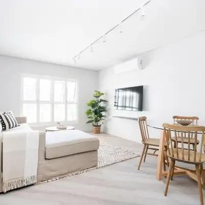 113 Paarl 2 Bedroom Lux Aprt With Parking & Aircon