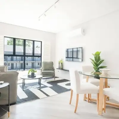 213 Paarl 2 Bedroom Lux Aprt With Parking & Aircon