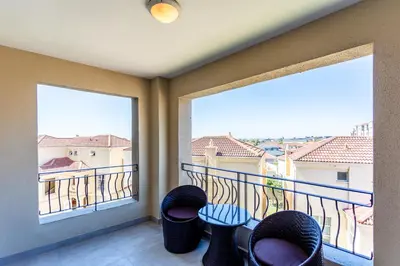 Gallery image of Villa Italia 836 by CTHA in Cape Town