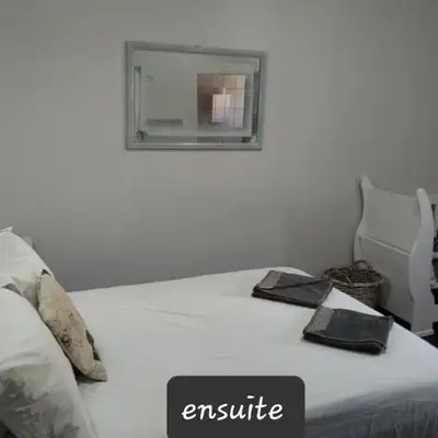 strand Holiday House