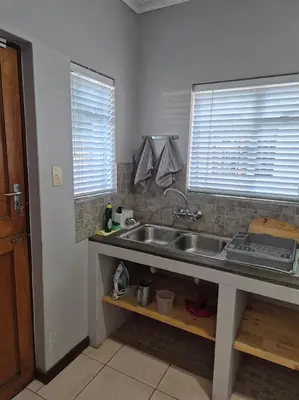 Gallery image of Suné's Self Catering in Worcester