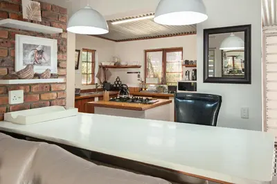 Gallery image of Windsong Cottage in Hermanus
