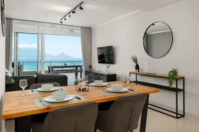 Gallery image of Portico in Bloubergstrand