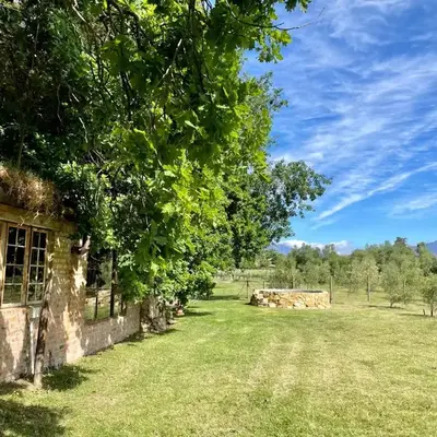 UnderHill Farm