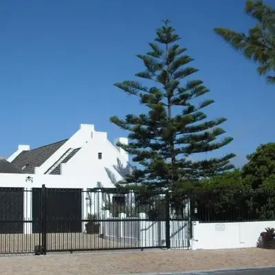 Peak Village Lodge
