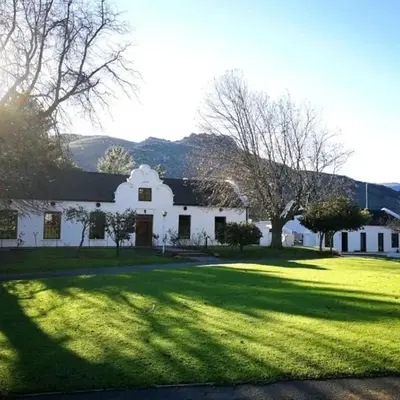 Le Arc Manor House