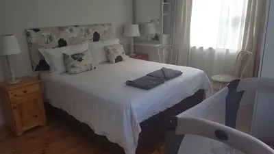 Gallery image of Strand Holiday Cottage in Cape Town