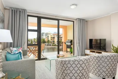 Gallery image of Island Club Luxury Apartments in Cape Town