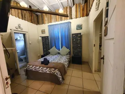 Gallery image of Strand Family studio en-suite 6 sleeper Kitchenette Helderberg CT in Cape Town