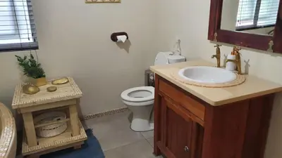 Gallery image of Strand Honeymoon Suite Studio in Cape Town