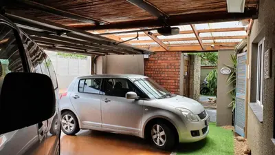 Gallery image of Strand Honeymoon Suite Studio in Cape Town