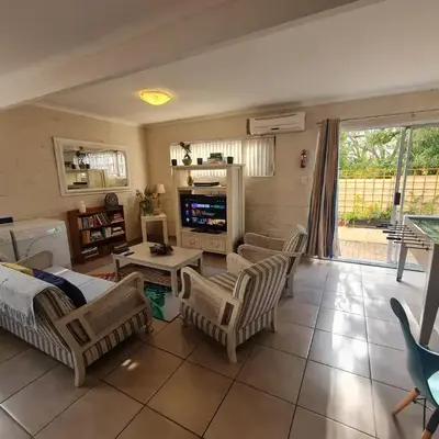 Walters Lane Comfort Apartment 2 - No Loadshedding